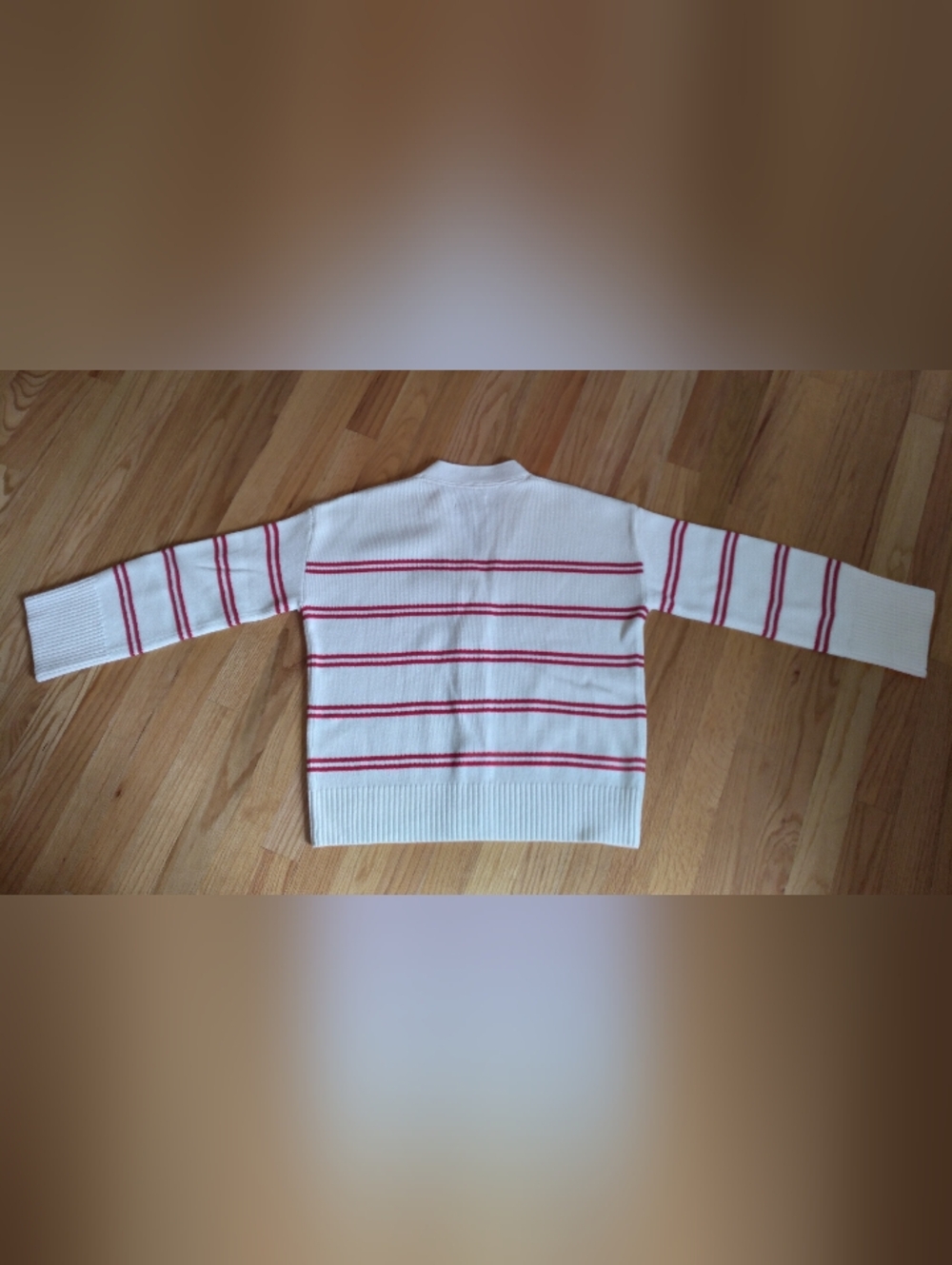 Lake Nora Cardigan White With Red Stripes - Picture 7 of 7